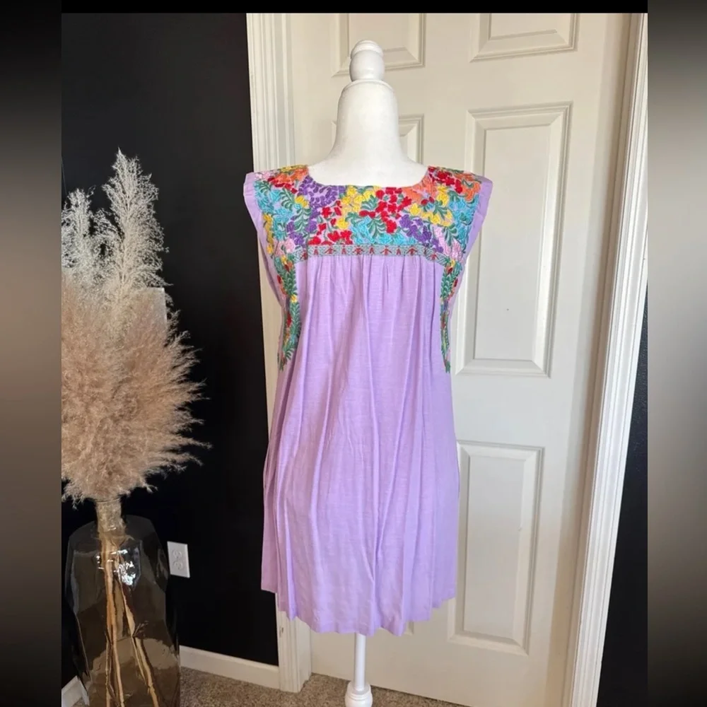 J. MARIE Embroidered Lilac Nicole Mini Dress
Size Small - Picture 8 of 12